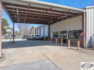 More details for 9100 Highway 70, Cedar Grove, TN - Retail for Sale