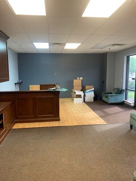 5125-5139 W 140th St, Brook Park, OH for lease - Interior Photo - Image 2 of 7