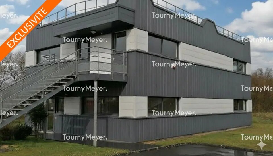 Office in Liffré for lease - Building Photo - Image 1 of 6