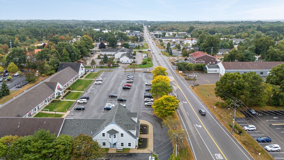 29 Lafayette Rd, North Hampton, NH 03862 Seacoast Village