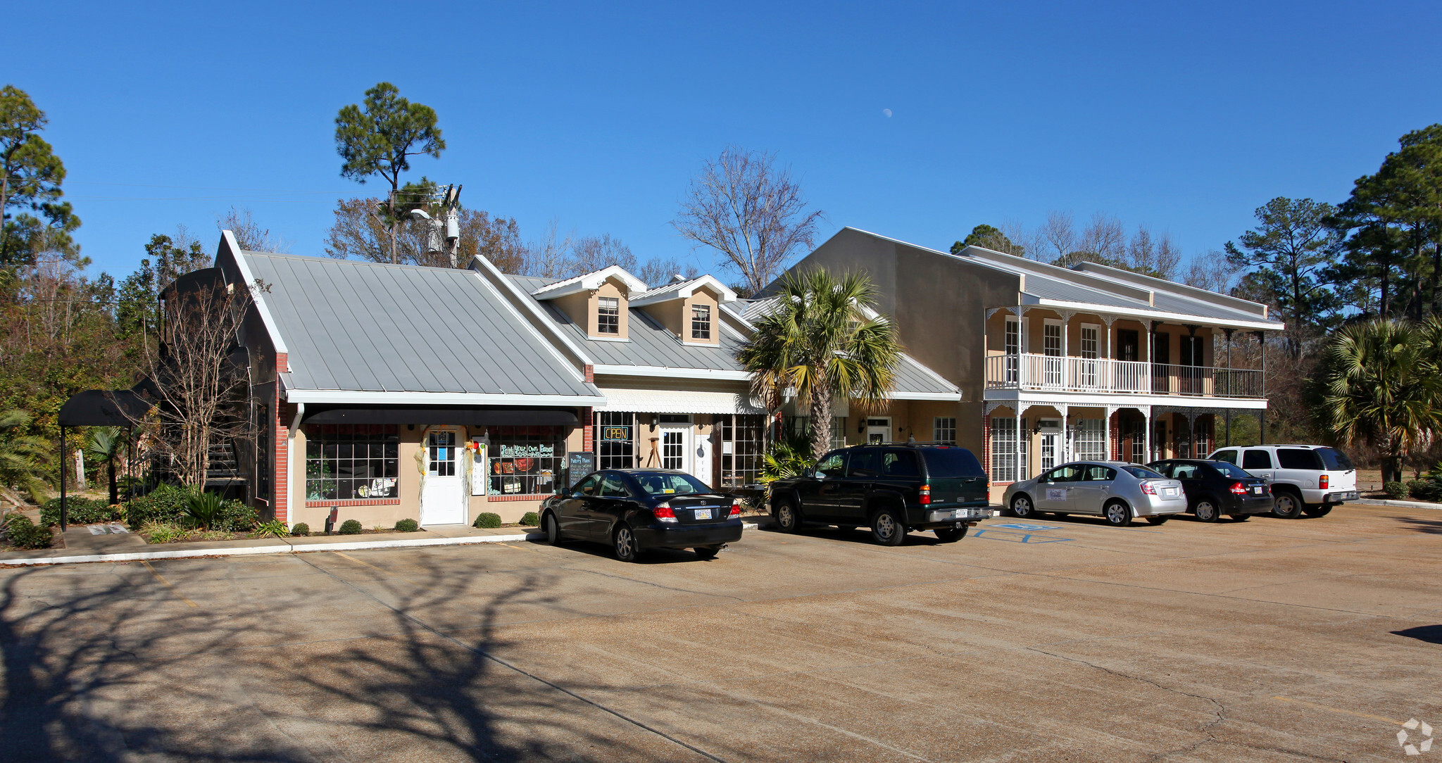 3880 Gautier Vancleave Rd, Gautier, MS for lease Primary Photo- Image 1 of 4