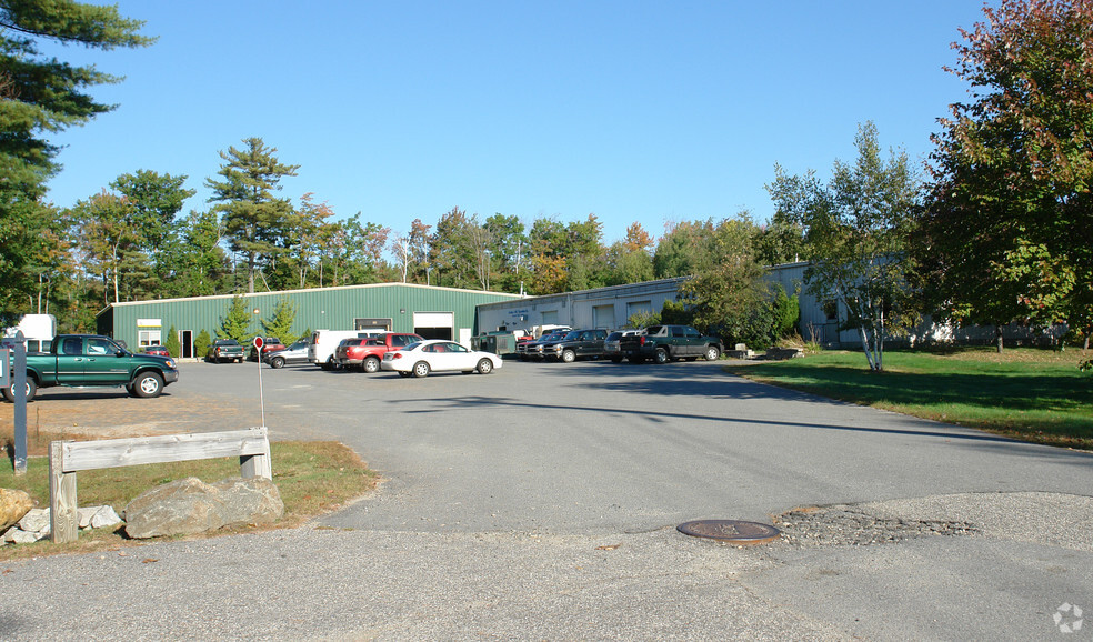 64 Industrial Park Rd, Saco, ME for lease - Building Photo - Image 2 of 3