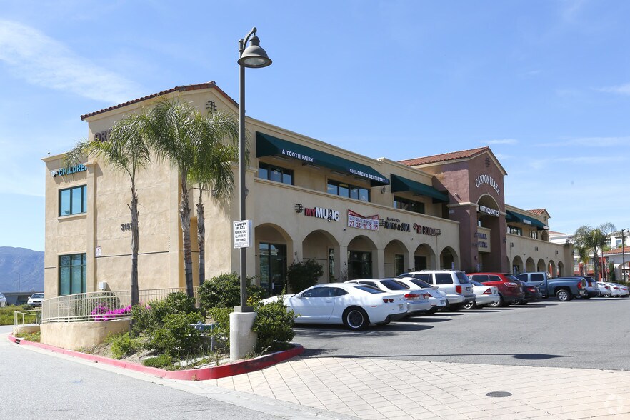 31577 Canyon Estates Dr Lake Elsinore Ca 92532 Canyon Plaza Loopnet Com