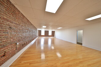 516-520 Main St, Boonton, NJ for lease Interior Photo- Image 2 of 4