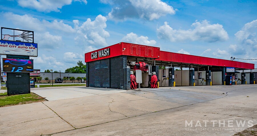 2206 N Frazier St, Conroe, TX for sale Building Photo- Image 1 of 1
