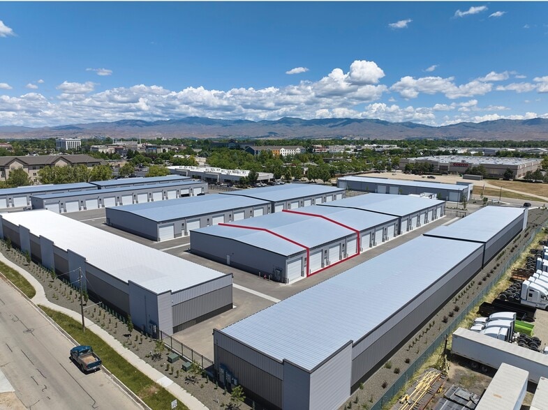 Leased Investment Storage Condos For Sal portfolio of 6 properties for sale on LoopNet.com - Building Photo - Image 1 of 3