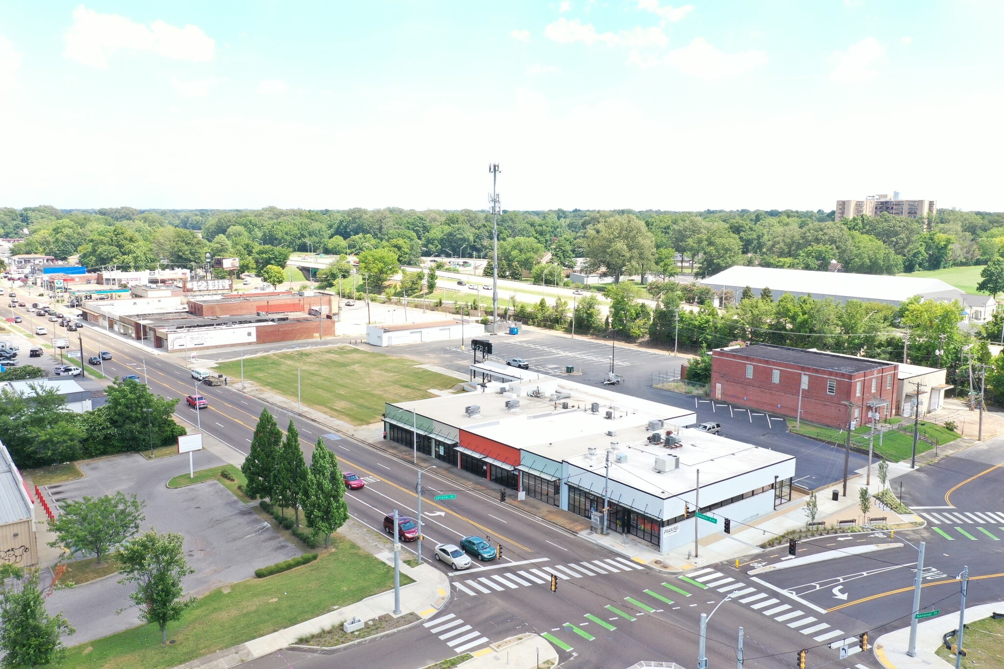3393-3437 Summer Ave, Memphis, TN for lease Primary Photo- Image 1 of 12