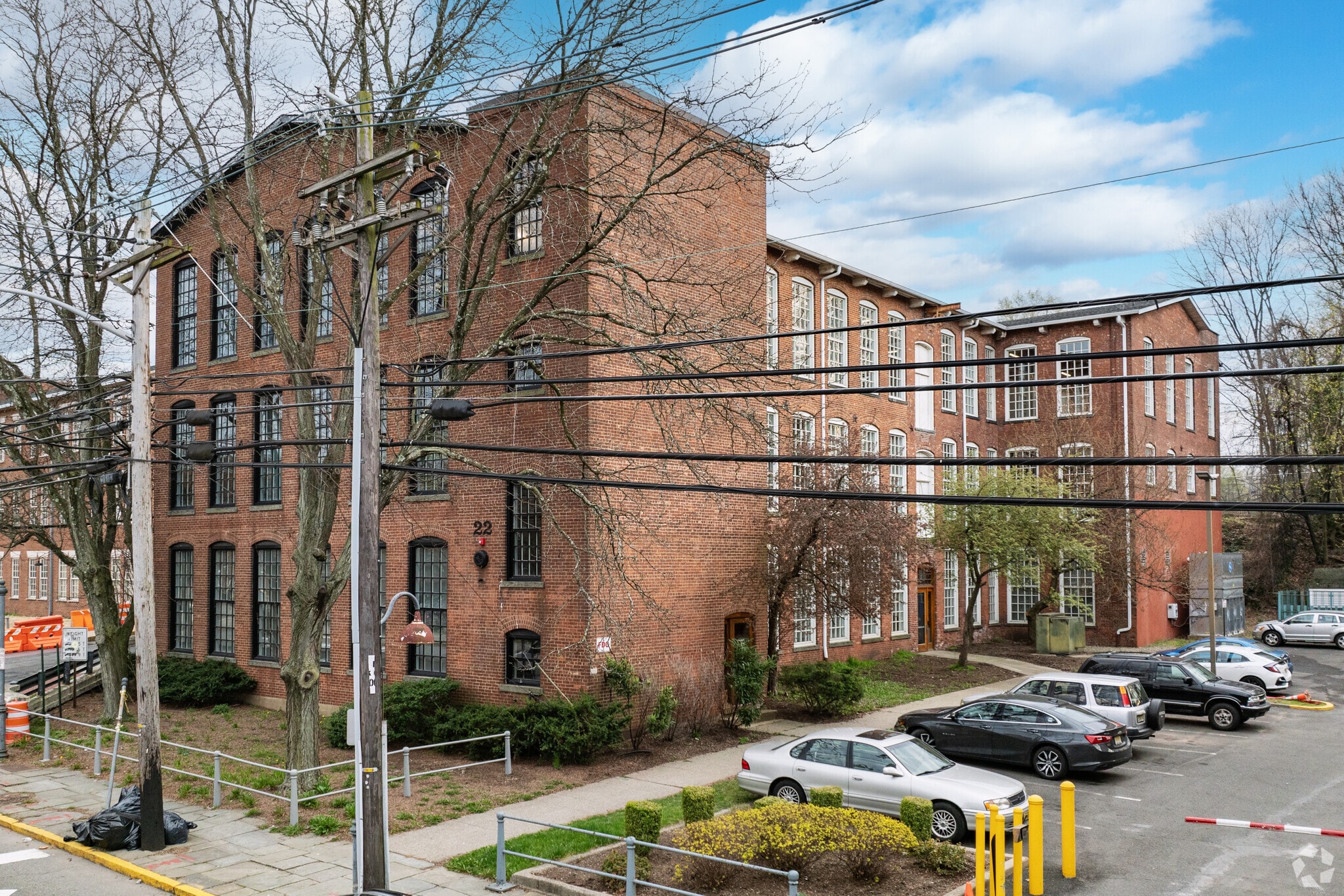 22 Mill St, Paterson, NJ for lease Primary Photo- Image 1 of 18