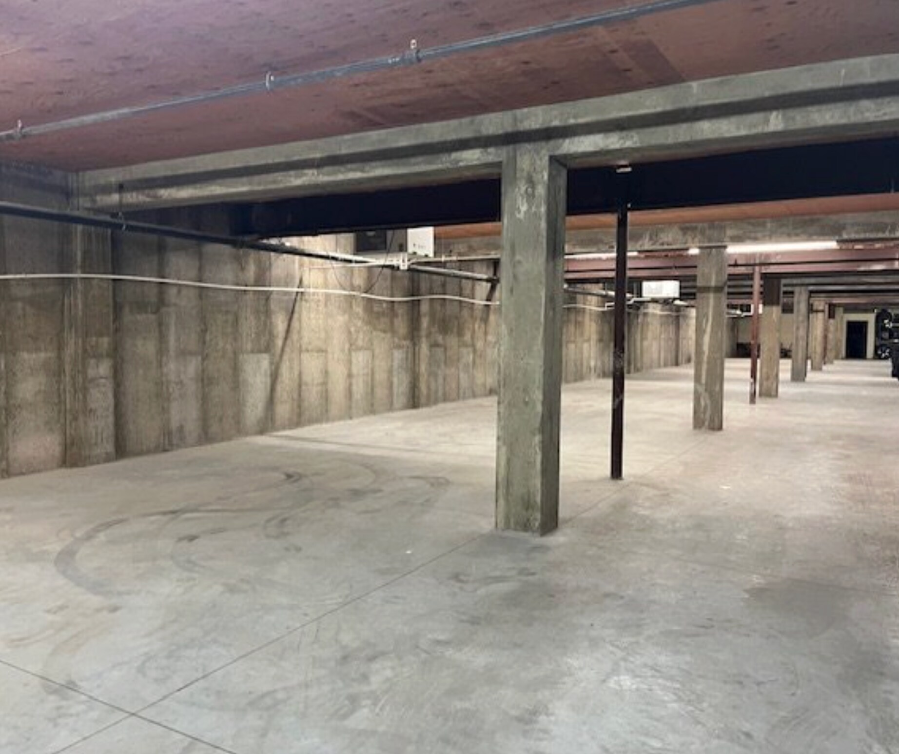 1912 NE Broadway St, Minneapolis, MN for lease Interior Photo- Image 1 of 1