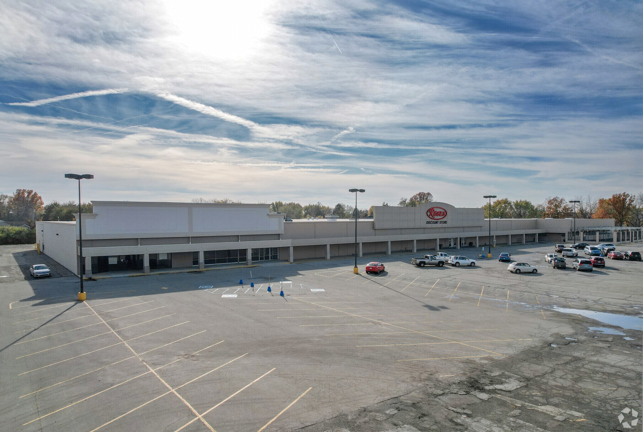 72017155 E Pendleton Pike, Indianapolis, IN 46226 Pendleton Plaza