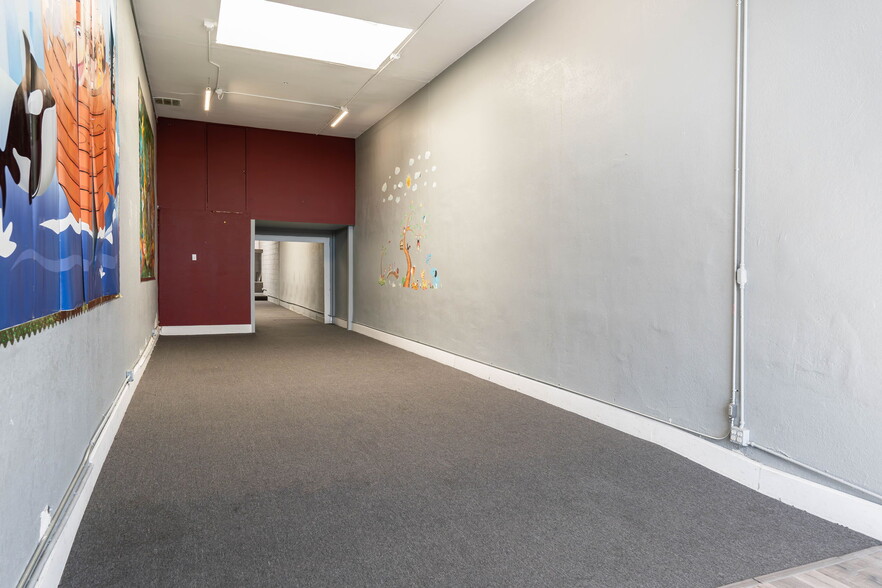 4820 International Blvd, Oakland, CA for sale - Interior Photo - Image 2 of 44