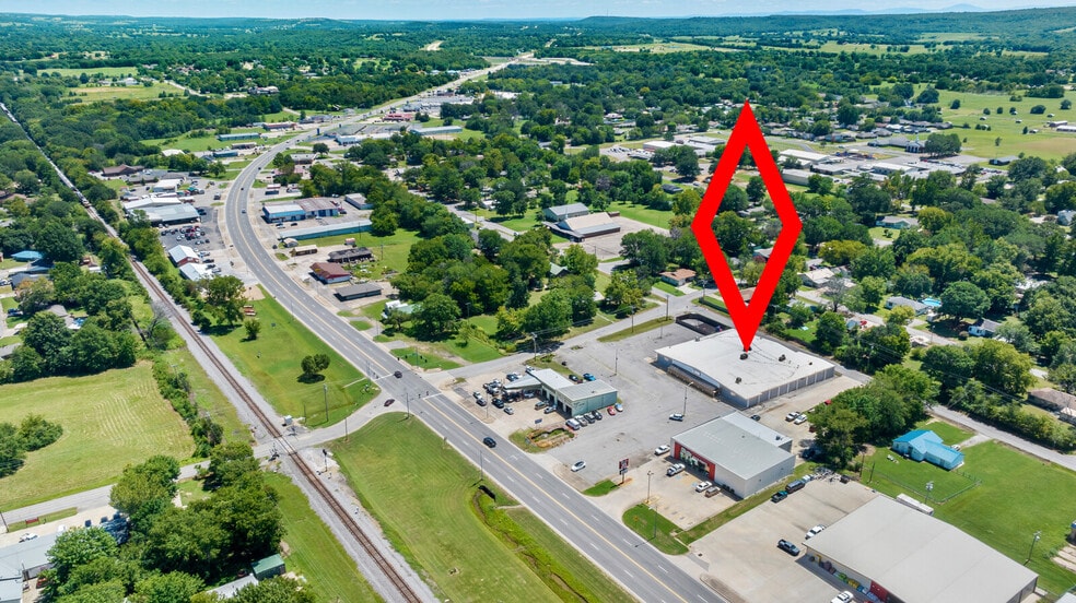 814 E Cherokee Ave, Sallisaw, OK for sale - Building Photo - Image 3 of 57