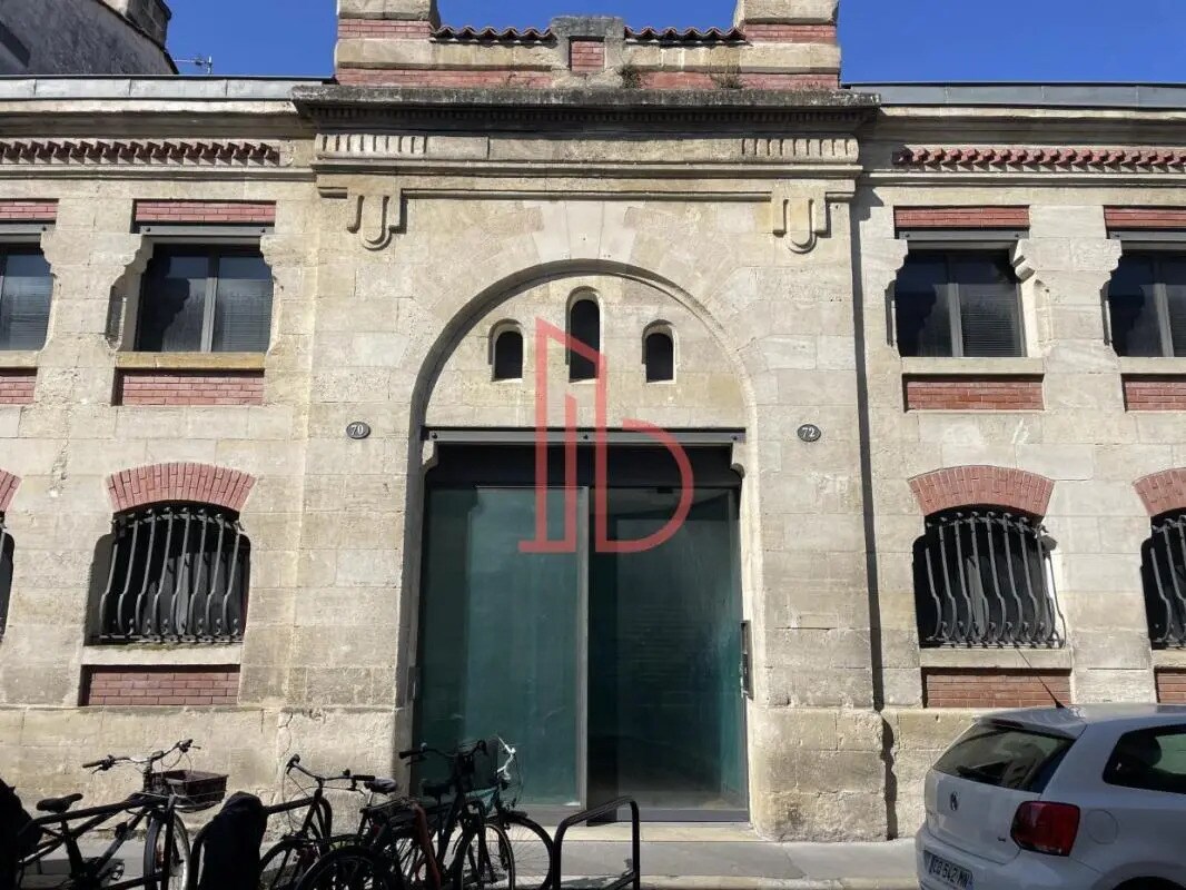 Office in Bordeaux for lease Building Photo- Image 1 of 7