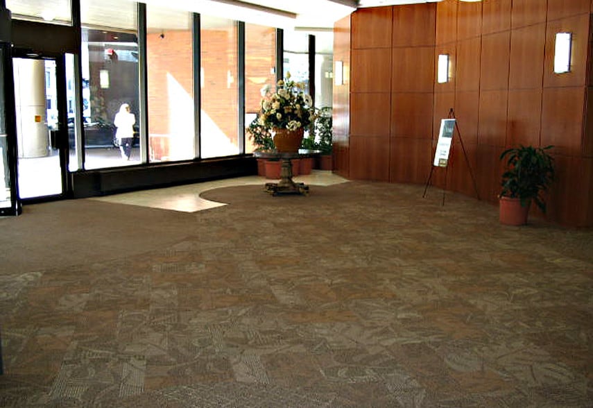 407 2nd St SW, Calgary, AB for lease - Interior Photo - Image 3 of 12