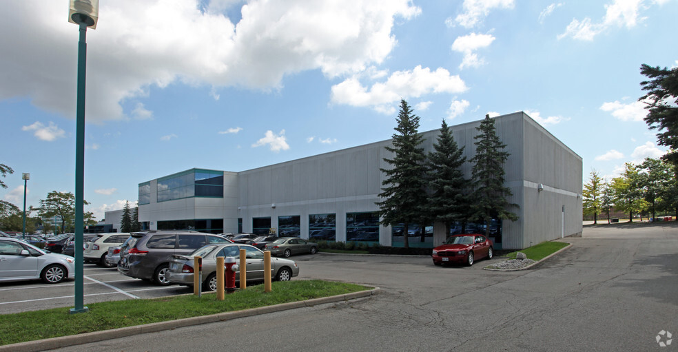 2260 Argentia Rd, Mississauga, ON for sale - Building Photo - Image 3 of 4