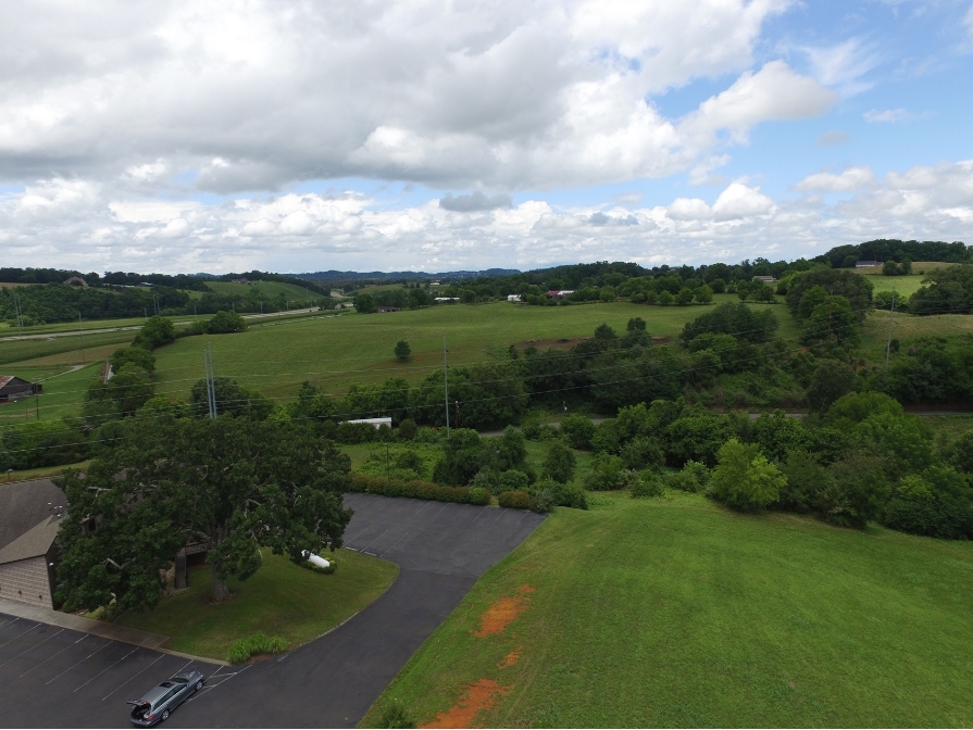 Wilson Rd, Sevierville, TN for sale Primary Photo- Image 1 of 1