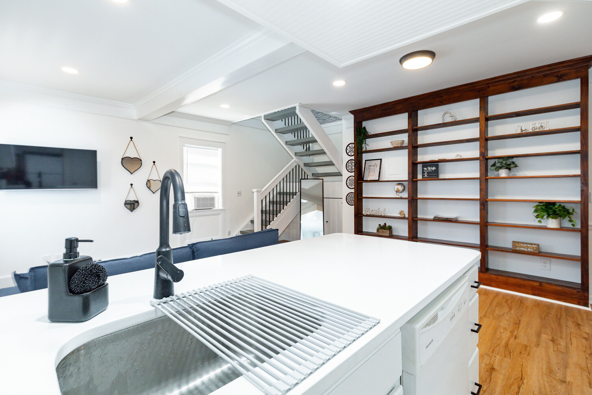 48 Columbia St, Poughkeepsie, NY 12601 Multifamily for Sale