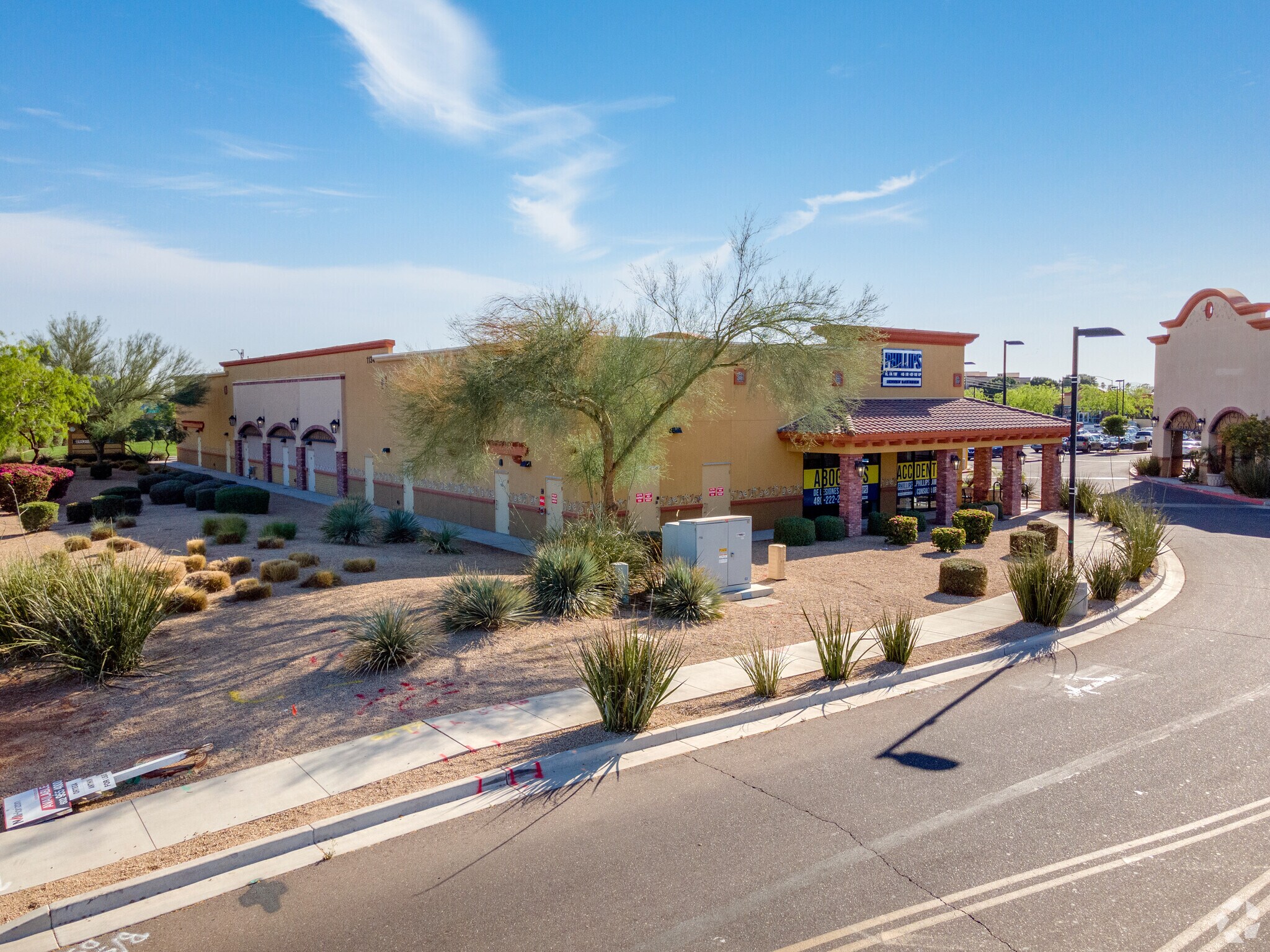 NW Southern Ave Stapley Dr., Mesa, AZ 85202 Mesa Ranch Plaza