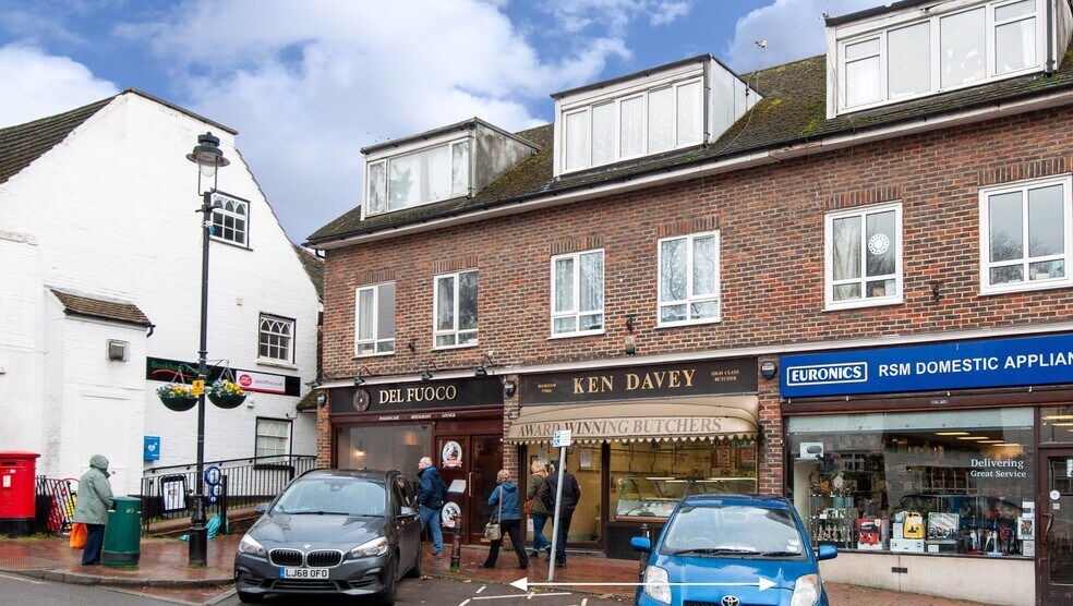 21 Church Rd, Leatherhead for lease - Primary Photo - Image 1 of 4