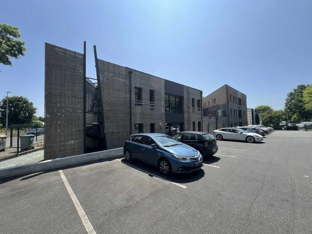 12 Rue De La Rigotière, Orvault for lease Building Photo- Image 1 of 8