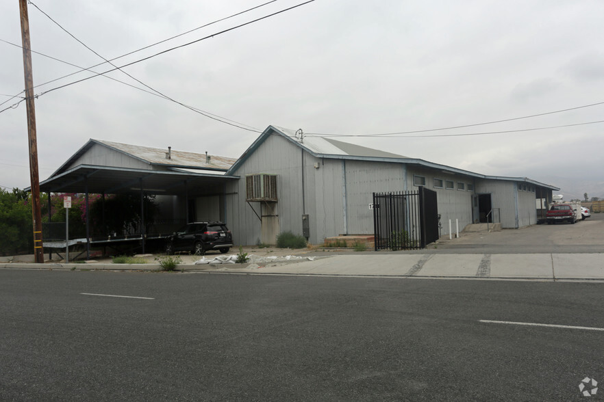 1705 E Colton Ave, Redlands, CA for lease - Primary Photo - Image 1 of 5