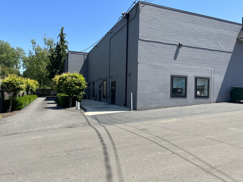 9555-9575 SW Beaverton Hillsdale Hwy, Beaverton, OR for lease - Primary Photo - Image 2 of 9