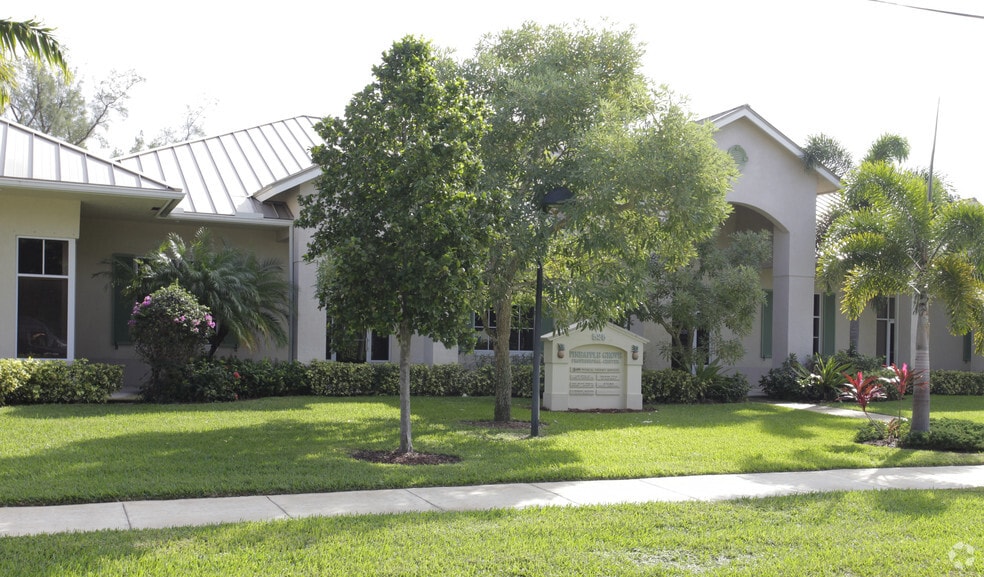 525 NE 3rd Ave, Delray Beach, FL for lease - Building Photo - Image 3 of 3