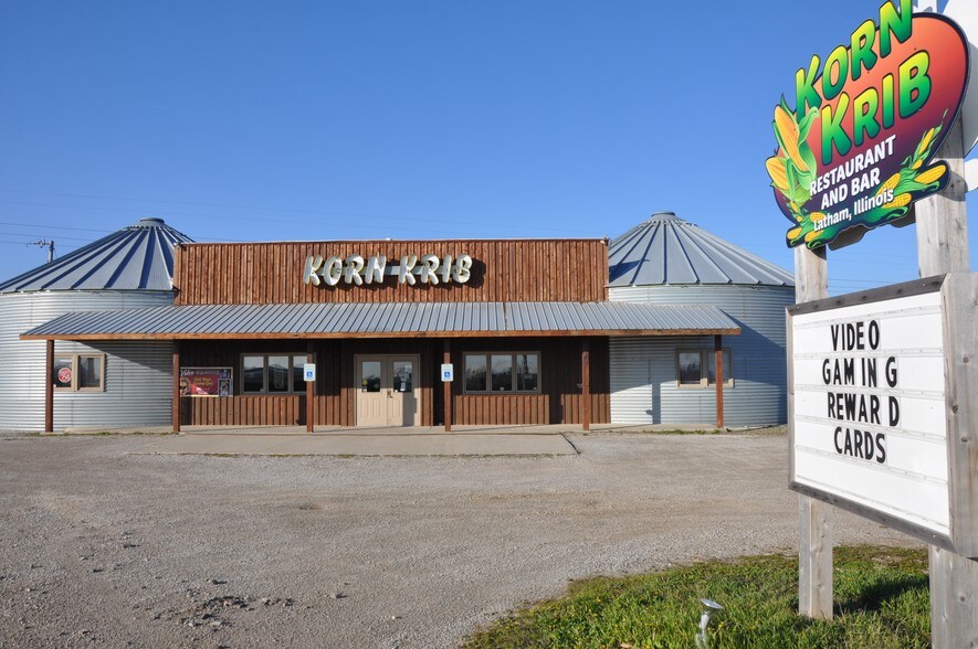 2371 N Route 121, Latham, IL 62543