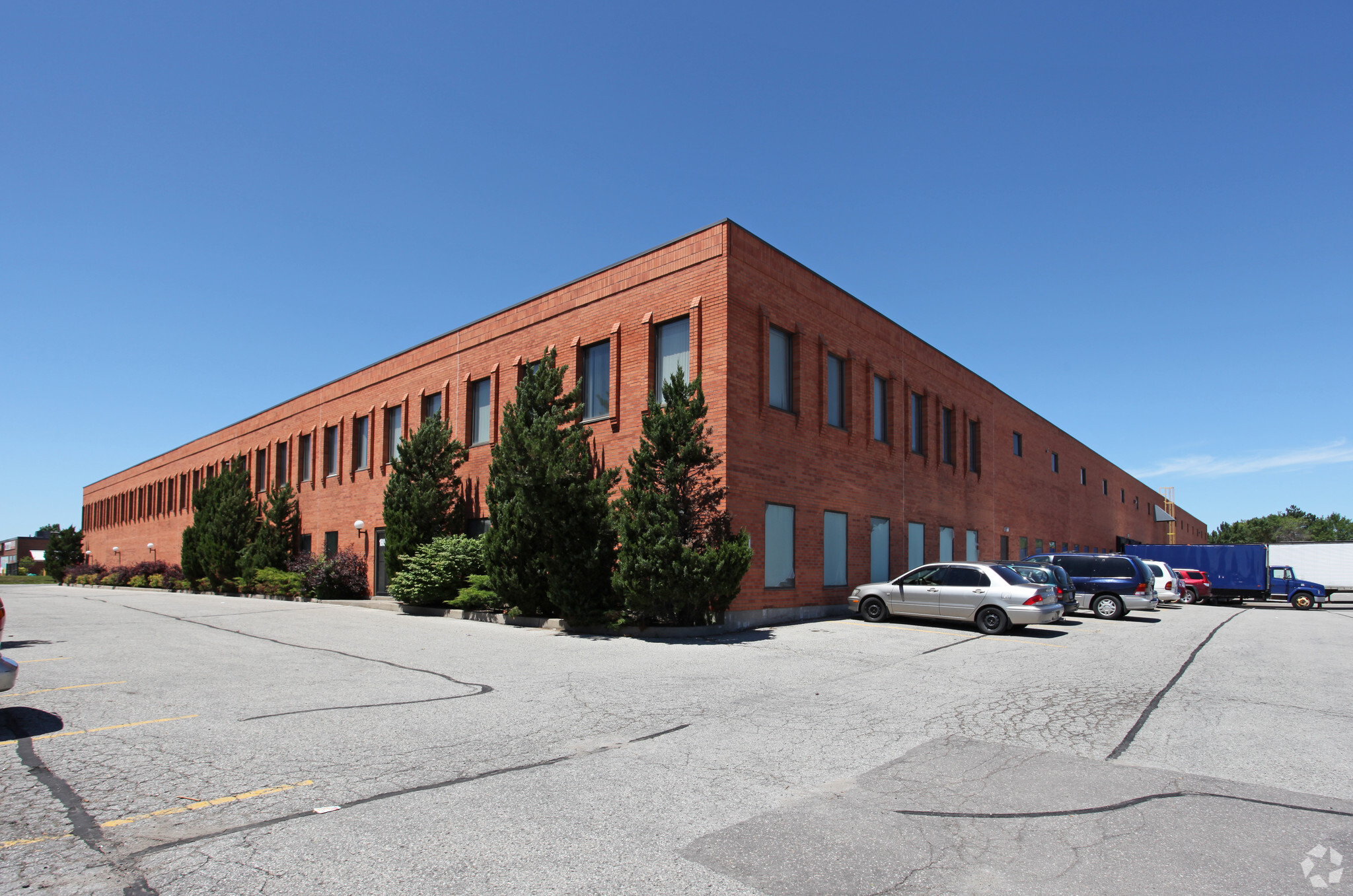 1800 Steeles Ave W, Vaughan, ON for lease Primary Photo- Image 1 of 4