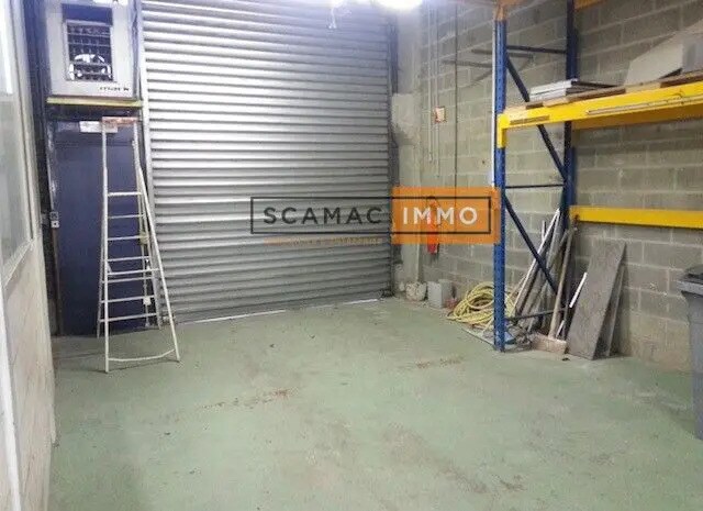 Industrial in Montgeron for sale - Building Photo - Image 1 of 4