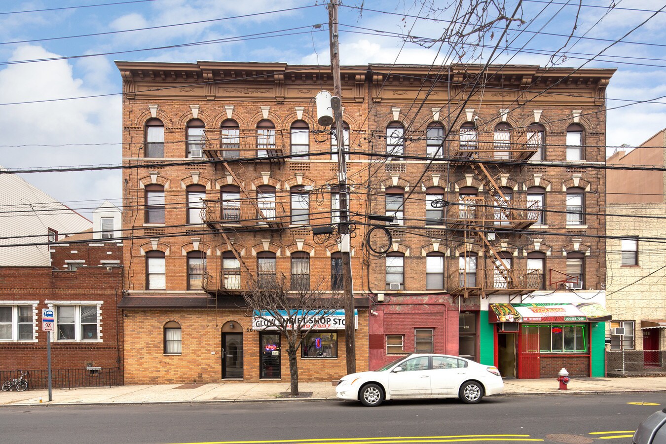 565 Palisade Ave, Jersey City, NJ 07307