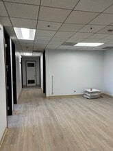 31365 Oak Crest Dr, Westlake Village, CA for lease Interior Photo- Image 1 of 4