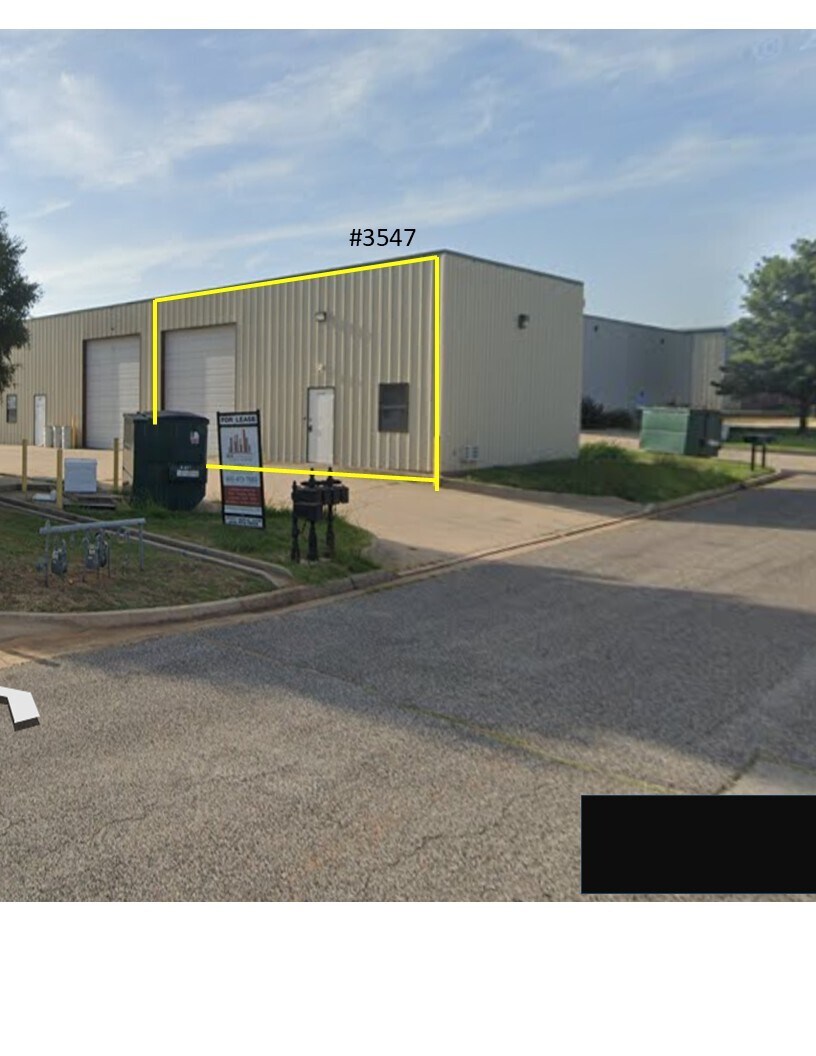 3547 Macdonnell Dr, Norman, OK for lease Interior Photo- Image 1 of 7