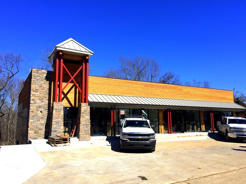 14438 E Highway 12, Rogers, AR for sale - Building Photo - Image 1 of 1