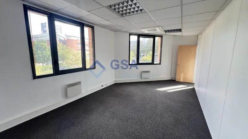 Office in Évry-Courcouronnes for lease - Interior Photo - Image 3 of 5