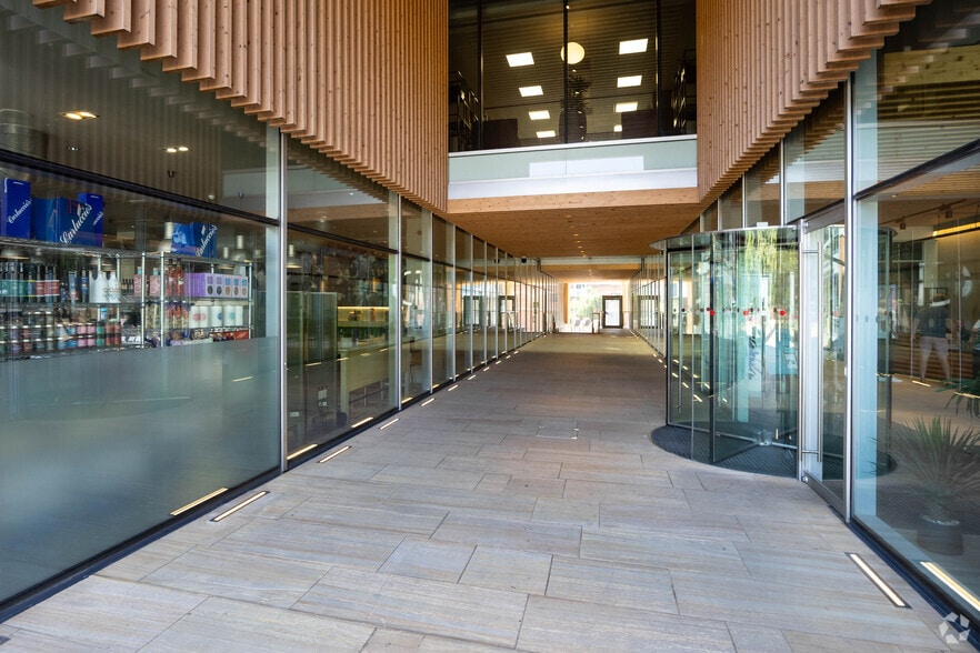 The Forbury, Reading for lease - Building Photo - Image 3 of 52