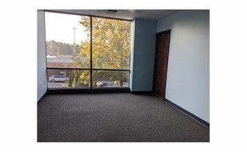 1708 Trawick Rd, Raleigh, NC for lease Interior Photo- Image 2 of 4