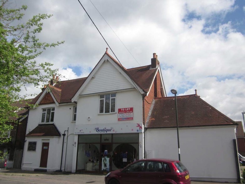 Ifield Green, Crawley for sale - Primary Photo - Image 1 of 1