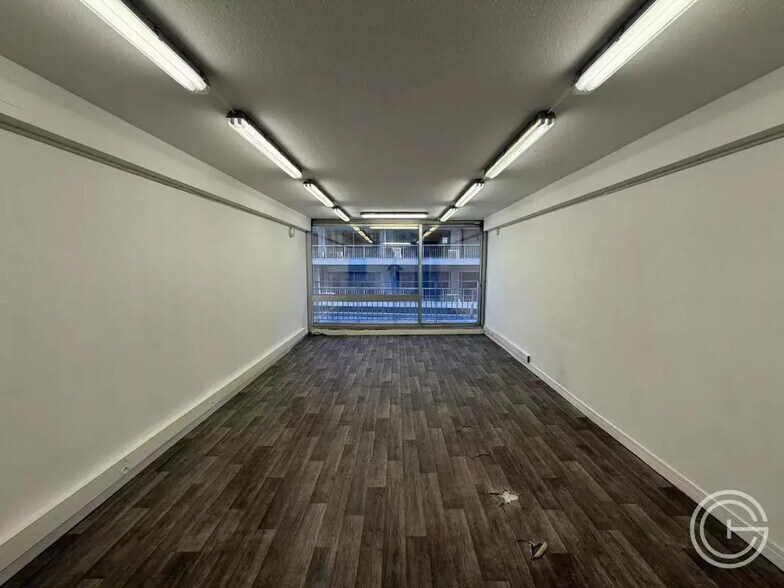 5 Rue Gabriel Fauré, Nice for lease - Interior Photo - Image 2 of 17