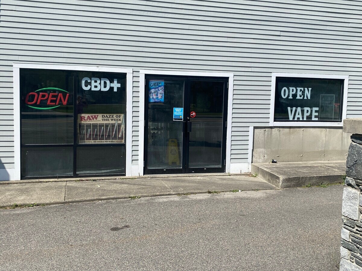 1454 Grafton St, Worcester, MA 01604