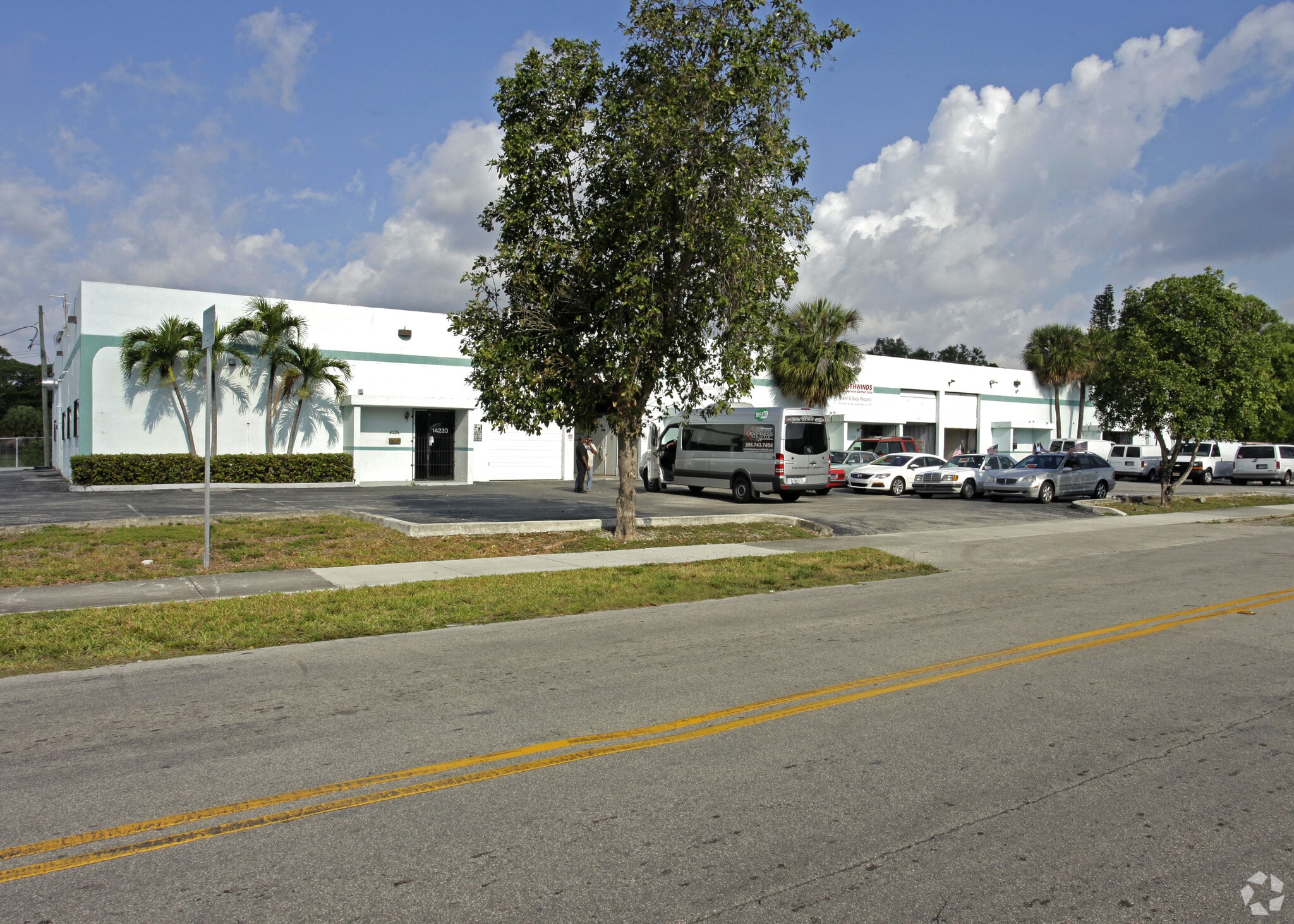 14220-14270 NE 18th Ave, North Miami, FL for lease Primary Photo- Image 1 of 5