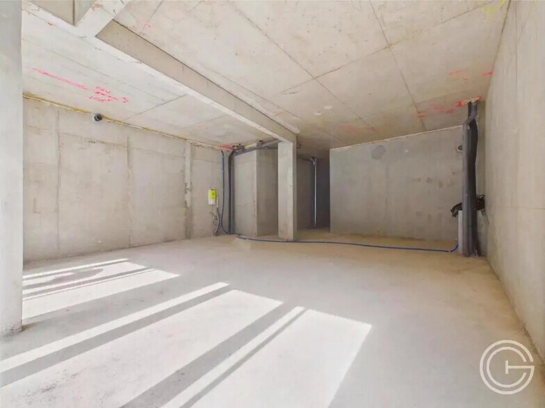 53 Boulevard Virgile Barel, Nice for lease - Interior Photo - Image 1 of 11