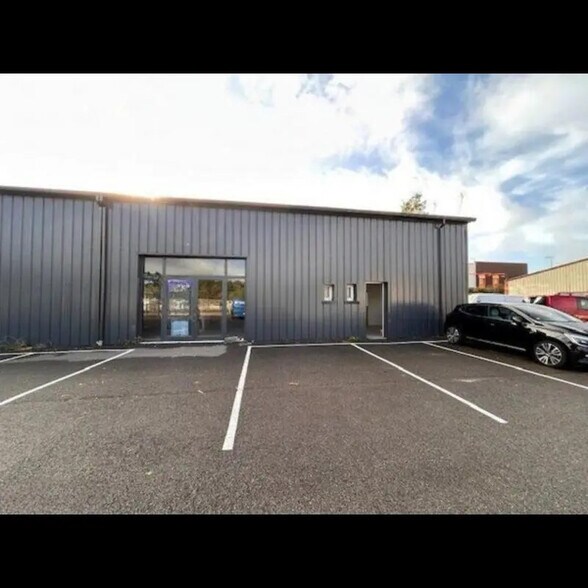 Industrial in Limoges for lease - Building Photo - Image 3 of 4