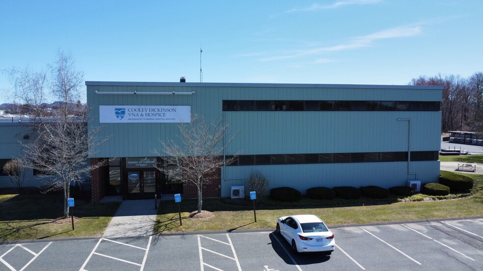 168 Industrial Dr, Northampton, MA for lease - Building Photo - Image 3 of 6