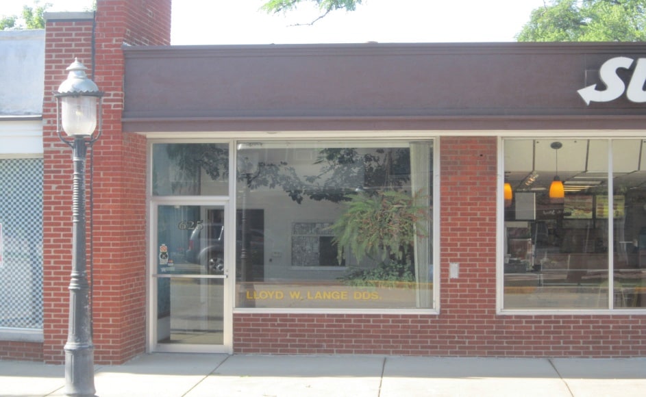 625-627 Devon Ave, Park Ridge, IL for lease Primary Photo- Image 1 of 3