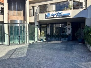 970 Monument St, Pacific Palisades, CA for lease Interior Photo- Image 1 of 5