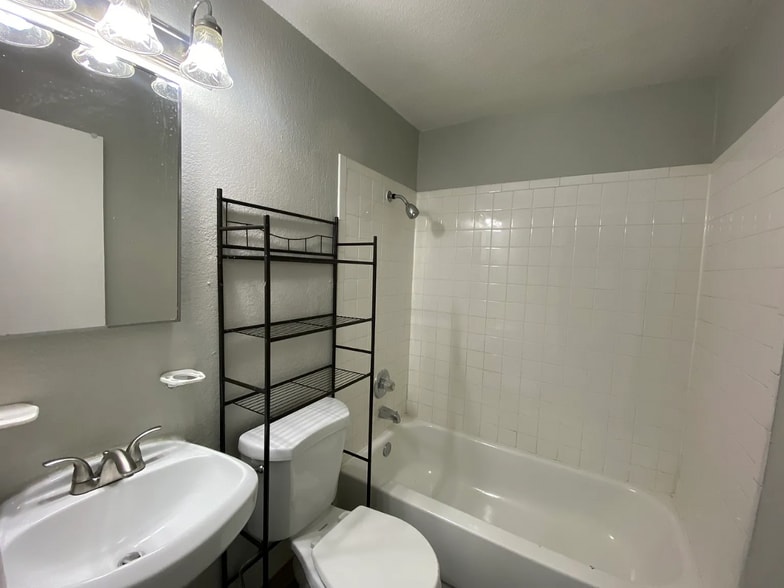 1415-1425 Kingston St, Aurora, CO for sale - Building Photo - Image 3 of 14