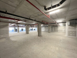 37-14 34th St, Long Island City, NY for lease Interior Photo- Image 2 of 6