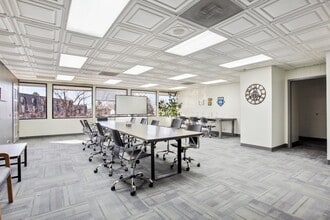 2015 S Pontiac Wy, Denver, CO for sale Interior Photo- Image 2 of 7