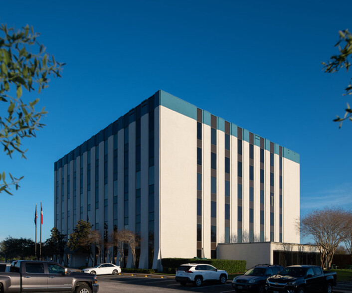 1120 Nasa Pky, Houston, TX for lease - Building Photo - Image 1 of 5